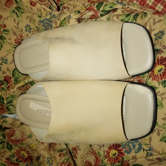Easy Spirit,mules,open toe,suede leather,memory foam soft,womens,size 9. - Picture 4 of 10